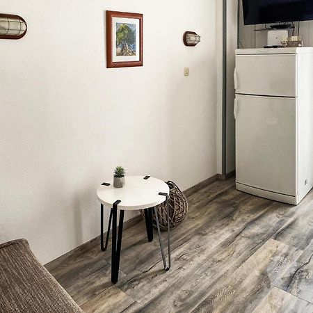 Stunning Home In Punat With Kitchen Stara Baška Eksteriør bilde