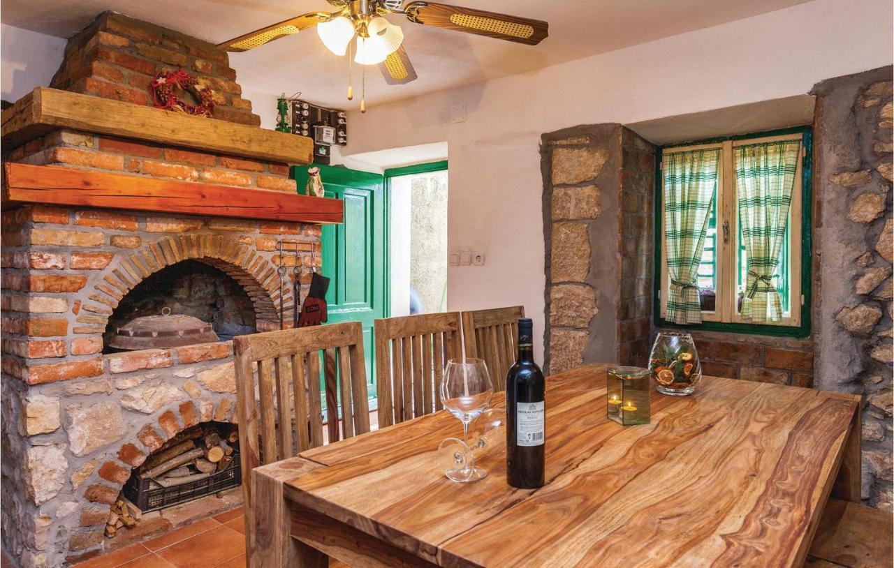 Stunning Home In Punat With Kitchen Stara Baška Eksteriør bilde