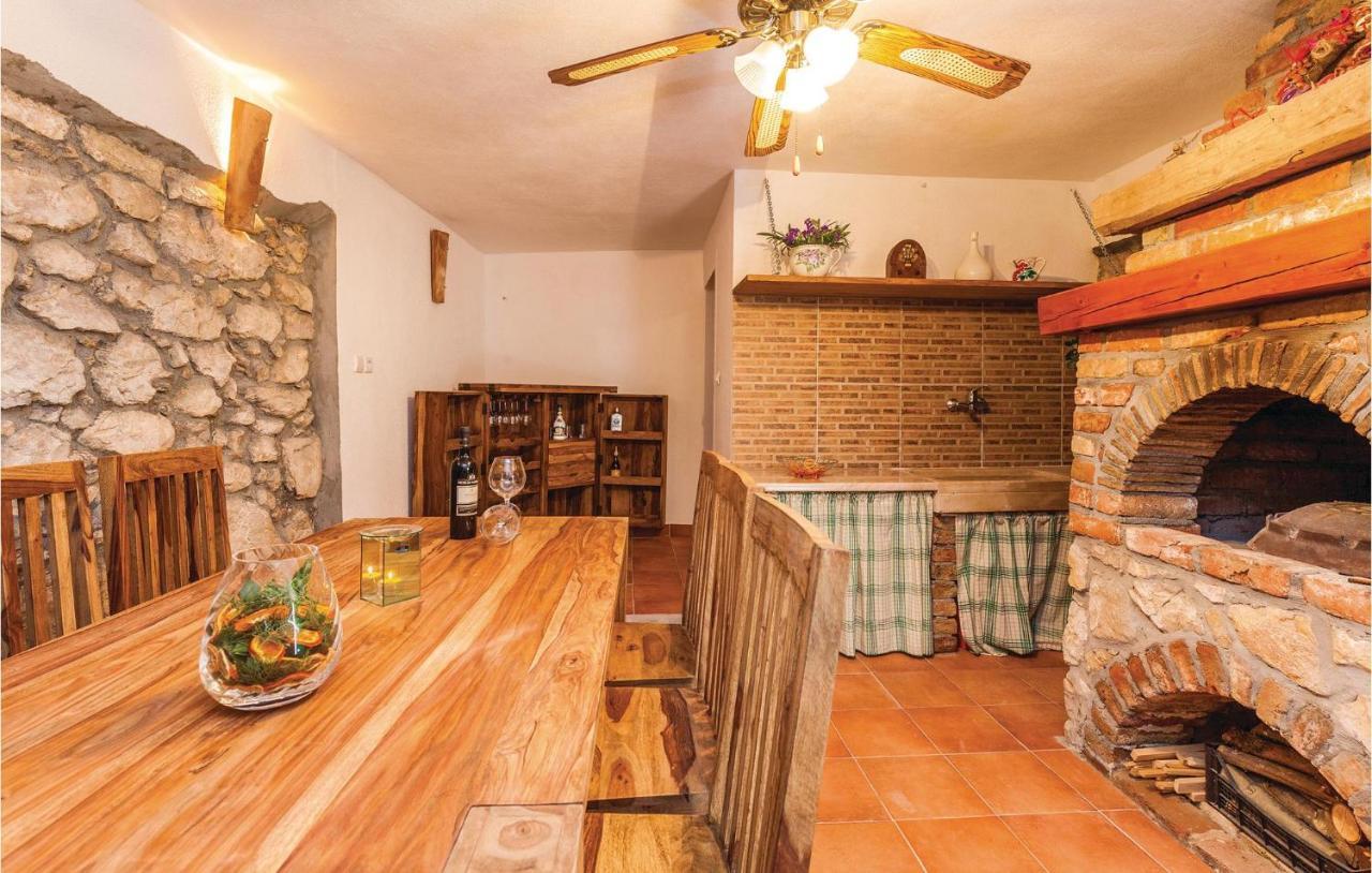 Stunning Home In Punat With Kitchen Stara Baška Eksteriør bilde