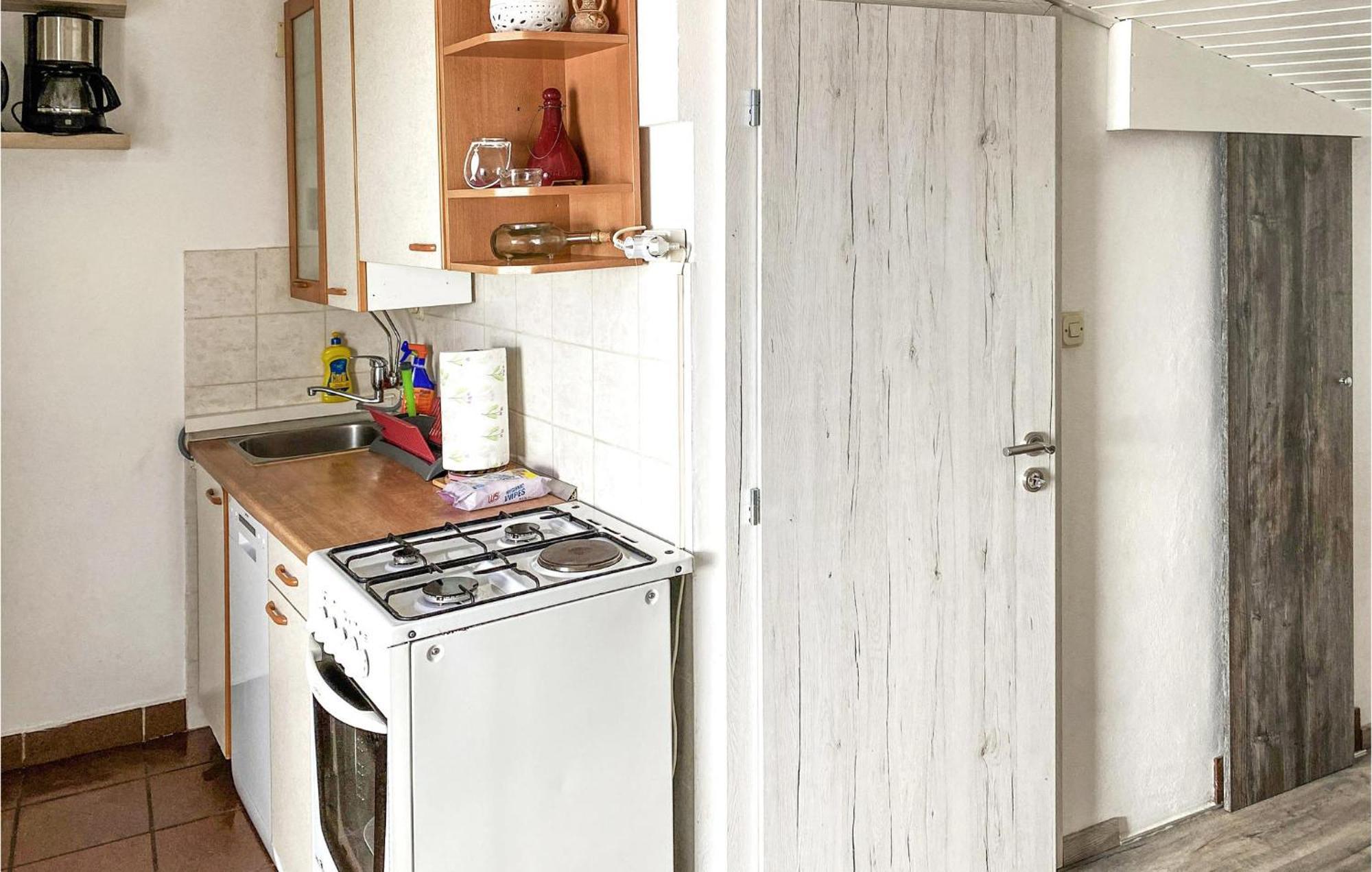 Stunning Home In Punat With Kitchen Stara Baška Eksteriør bilde